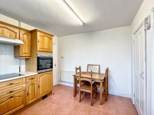 Photo 11- click for photo gallery